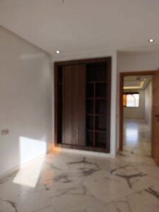 Appt hay al amal 86 m location neuf (7)